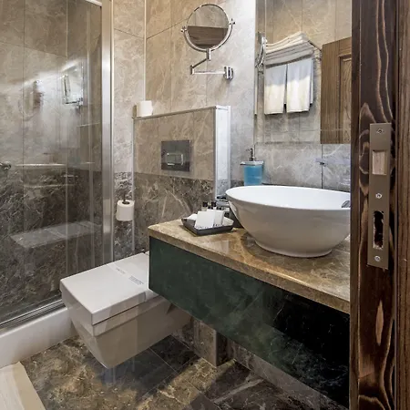 Perapolis Hotel