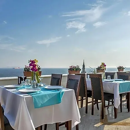 Perapolis Hotel