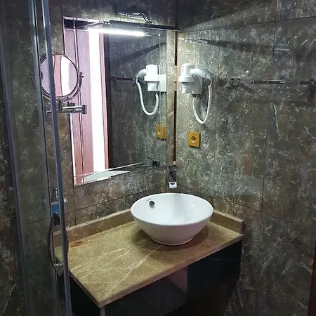 بيرابوليس فندق