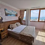 Ξενοδοχείο Perapolis