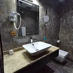 Perapolis 3*