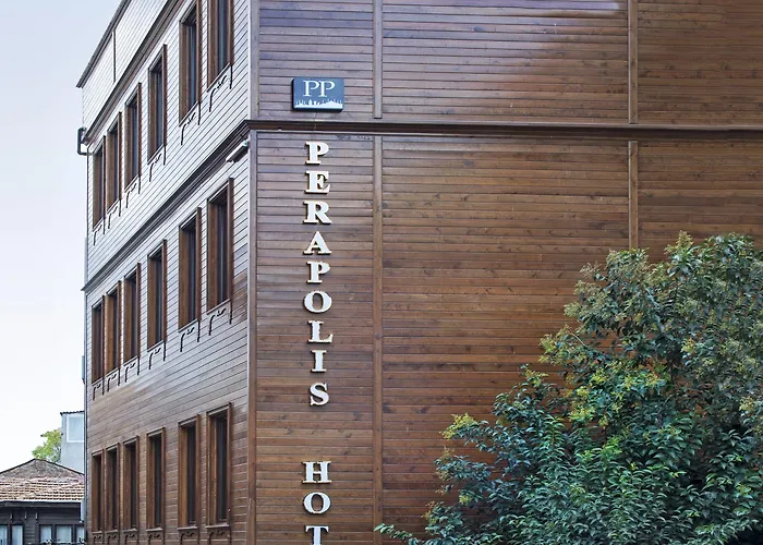 Perapolis Hotel
