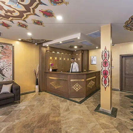 Perapolis Hotell 3*