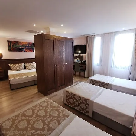 Perapolis Hotell