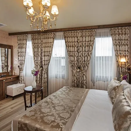 Hotell Perapolis 3*